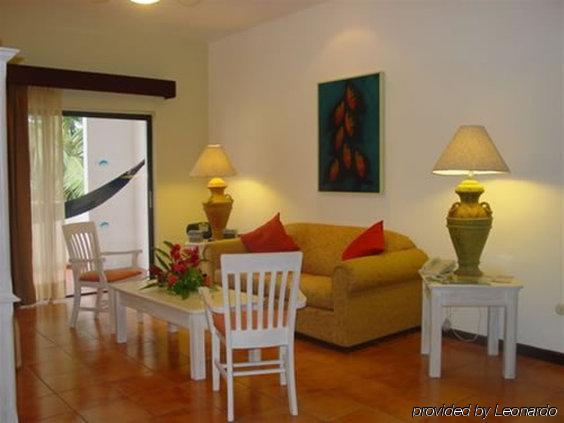 Hotel Soleil Pacifico Chulamar الغرفة الصورة